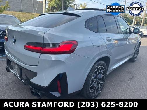 2024 BMW X4 xDrive30i
