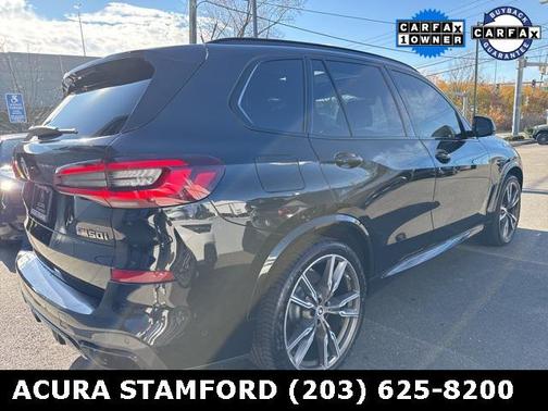 2022 BMW X5 M50i