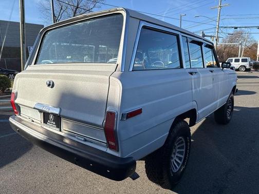 1988 Jeep Grand Wagoneer Base