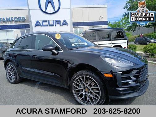 Black 2019 Porsche Macan Macan