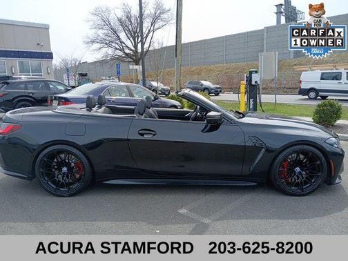 Black Sapphire Metallic 2022 BMW M4 Competition xDrive