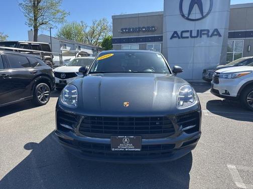 2020 Porsche Macan Base