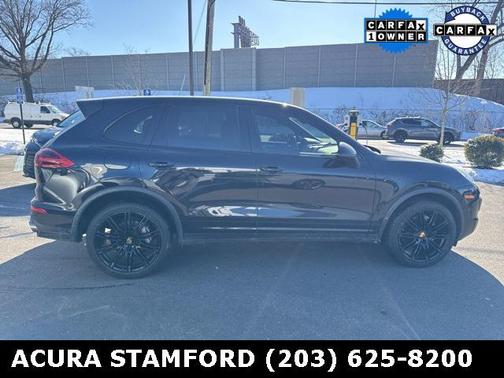 2017 Porsche Cayenne S