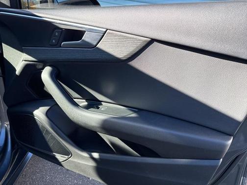 2017 Audi A4 2.0T Premium Plus