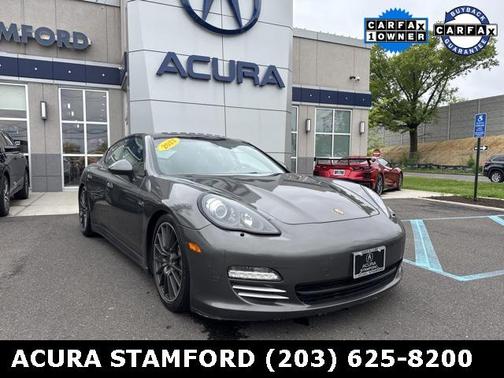 2013 Porsche Panamera 4S