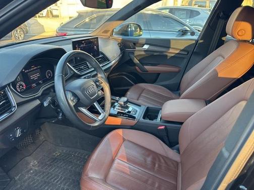 2021 Audi Q5 45 Premium Plus