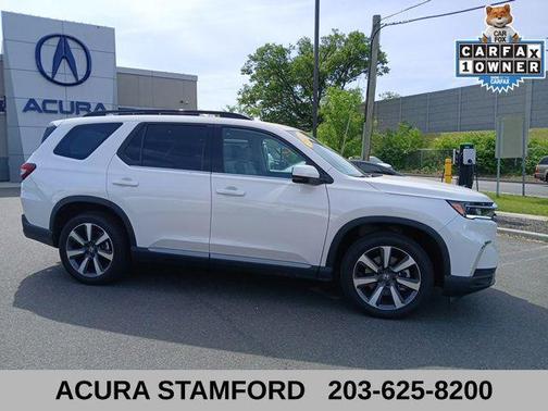 Platinum White Pearl 2025 Honda Pilot Touring 8-Passenger