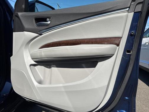 2018 Acura MDX 3.5L w/Technology Package