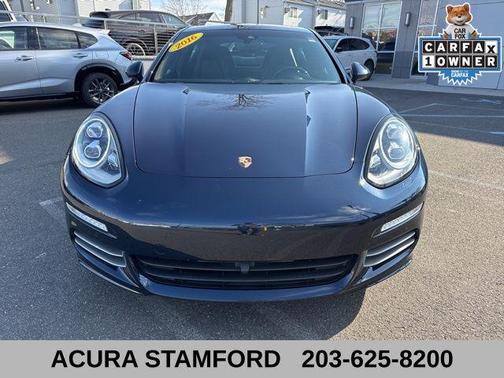 Night Blue Metallic 2016 Porsche Panamera 4S