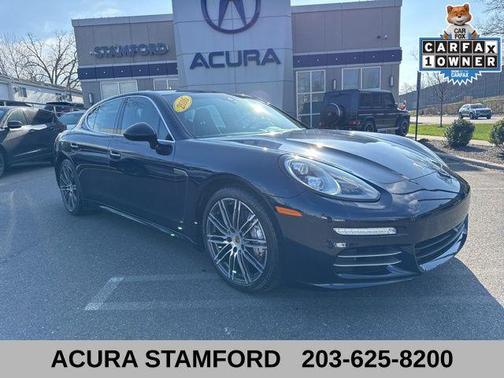 Night Blue Metallic 2016 Porsche Panamera 4S