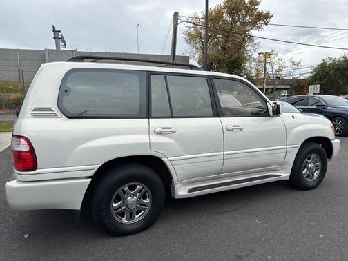 2002 Lexus LX 470 Base