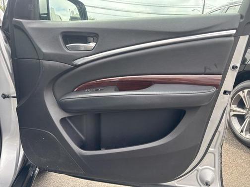 2015 Acura MDX 3.5L Advance Pkg w/Entertainment Pkg