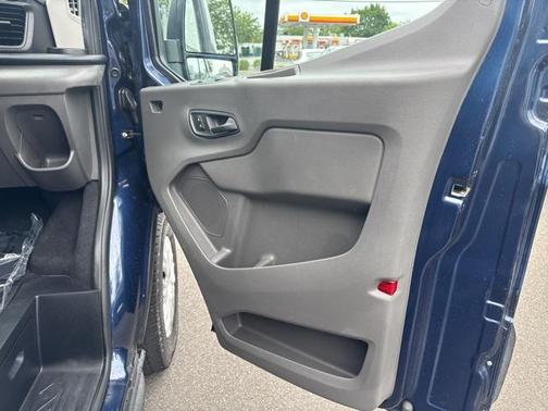 2022 Ford Transit-350 XLT