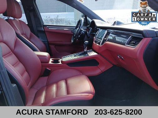 2017 Porsche Macan GTS