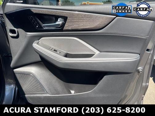 2023 Acura MDX Advance Package