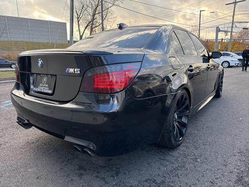 2008 BMW M5 Base