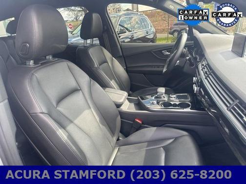 2019 Audi Q7 55 Premium Plus