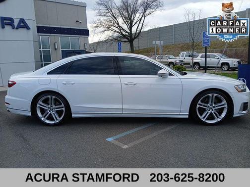 Glacier White Metallic 2020 Audi S8 4.0T