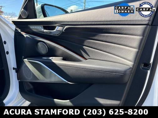 2019 Kia K900 Luxury