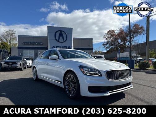2019 Kia K900 Luxury