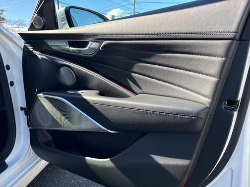 2019 Kia K900 Luxury