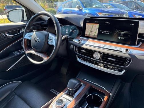 2019 Kia K900 Luxury