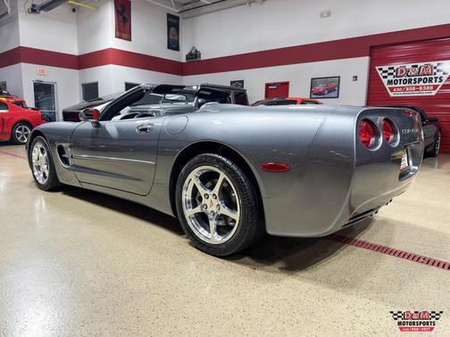 2004 Chevrolet Corvette Base
