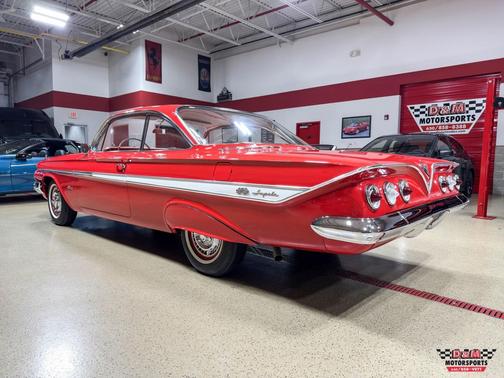 1961 Chevrolet Impala Base