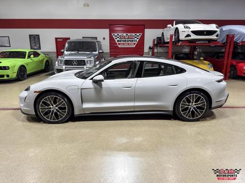 2021 Porsche Taycan 4