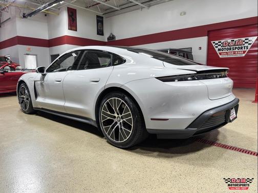 2021 Porsche Taycan 4