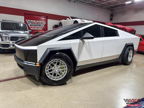 2024 Tesla Cybertruck Cyberbeast