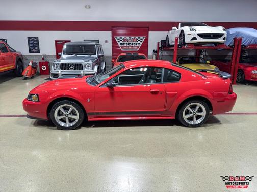 2003 Ford Mustang Mach I