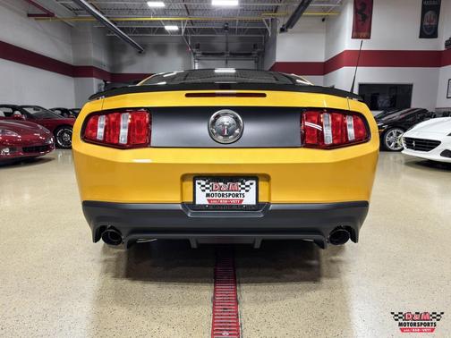 Yellow Blaze Metallic Tricoat 2012 Ford Mustang Boss 302