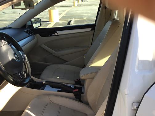 2013 Volkswagen Passat 2.5 SE