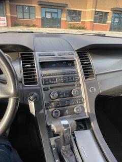 2011 Ford Taurus SEL