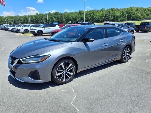 2023 Nissan Maxima SV Xtronic CVT