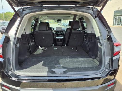 2025 Honda Pilot Touring 8-Passenger