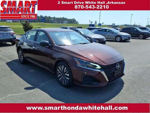 2025 Nissan Altima SV FWD