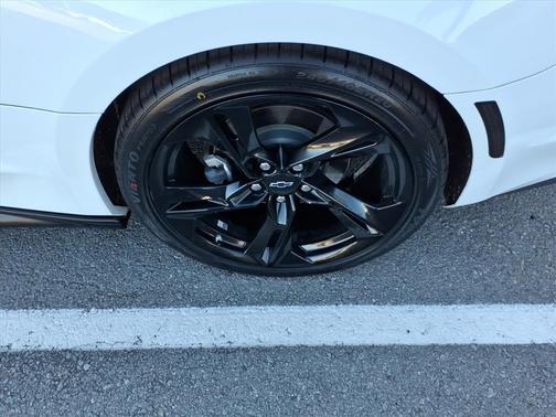 2023 Chevrolet Camaro RWD Convertible LT1