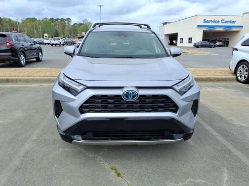 2023 Toyota RAV4 Hybrid SE