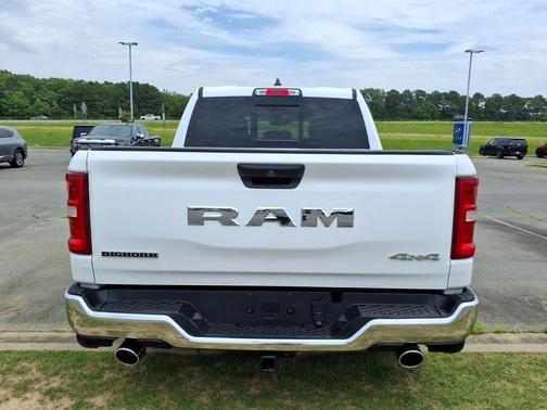 Bright White Clearcoat 2025 RAM 1500 Big Horn/Lone Star