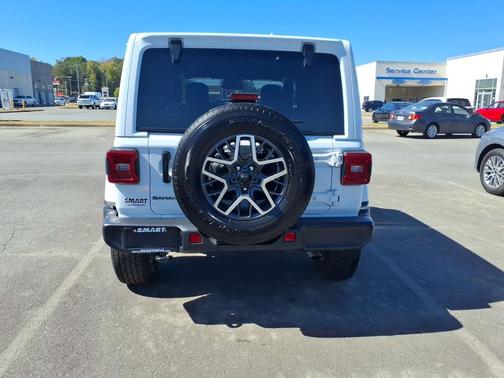 Bright White Clearcoat 2025 Jeep Wrangler 4-Door Sahara 4x4