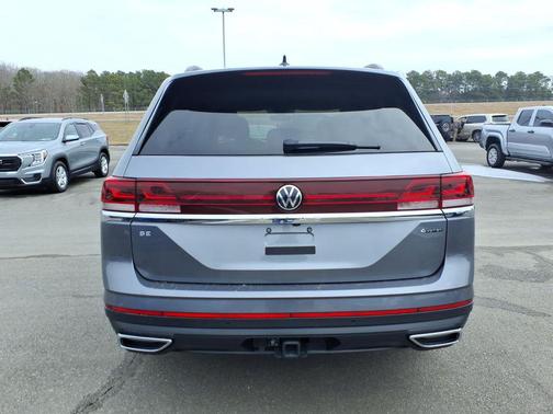 2025 Volkswagen Atlas 2.0T SE w/Technology 4MOTION
