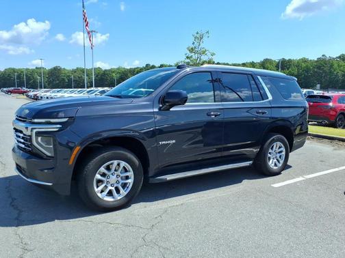 Dark Ash Metallic 2025 Chevrolet Tahoe LT