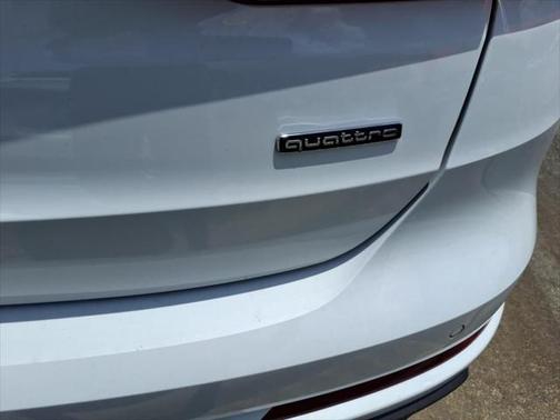 2024 Audi Q3 45 S line Premium Plus