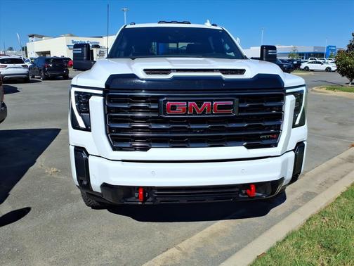 2024 GMC Sierra 2500 AT4