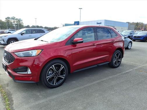 2020 Ford Edge ST