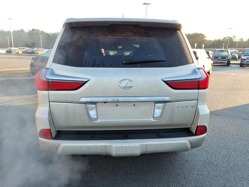 2016 Lexus LX 570 Base