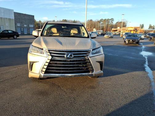 2016 Lexus LX 570 Base