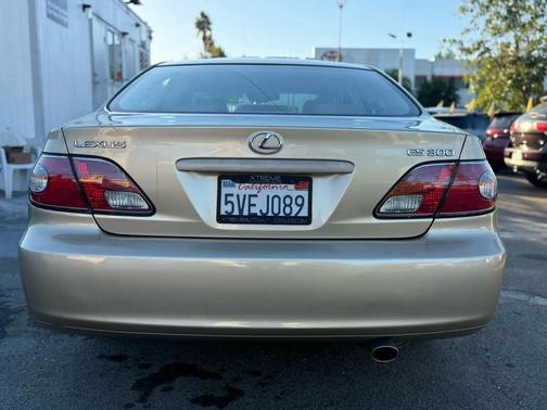 2003 Lexus ES 300 Base
